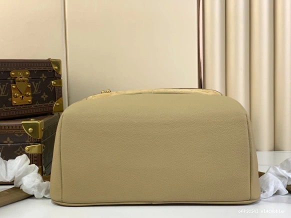 Official oldcobbler Ooutdoor Vuitton Louis Backpack-44&19*31CM 0813